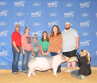 Mai Family Showpigs Winners